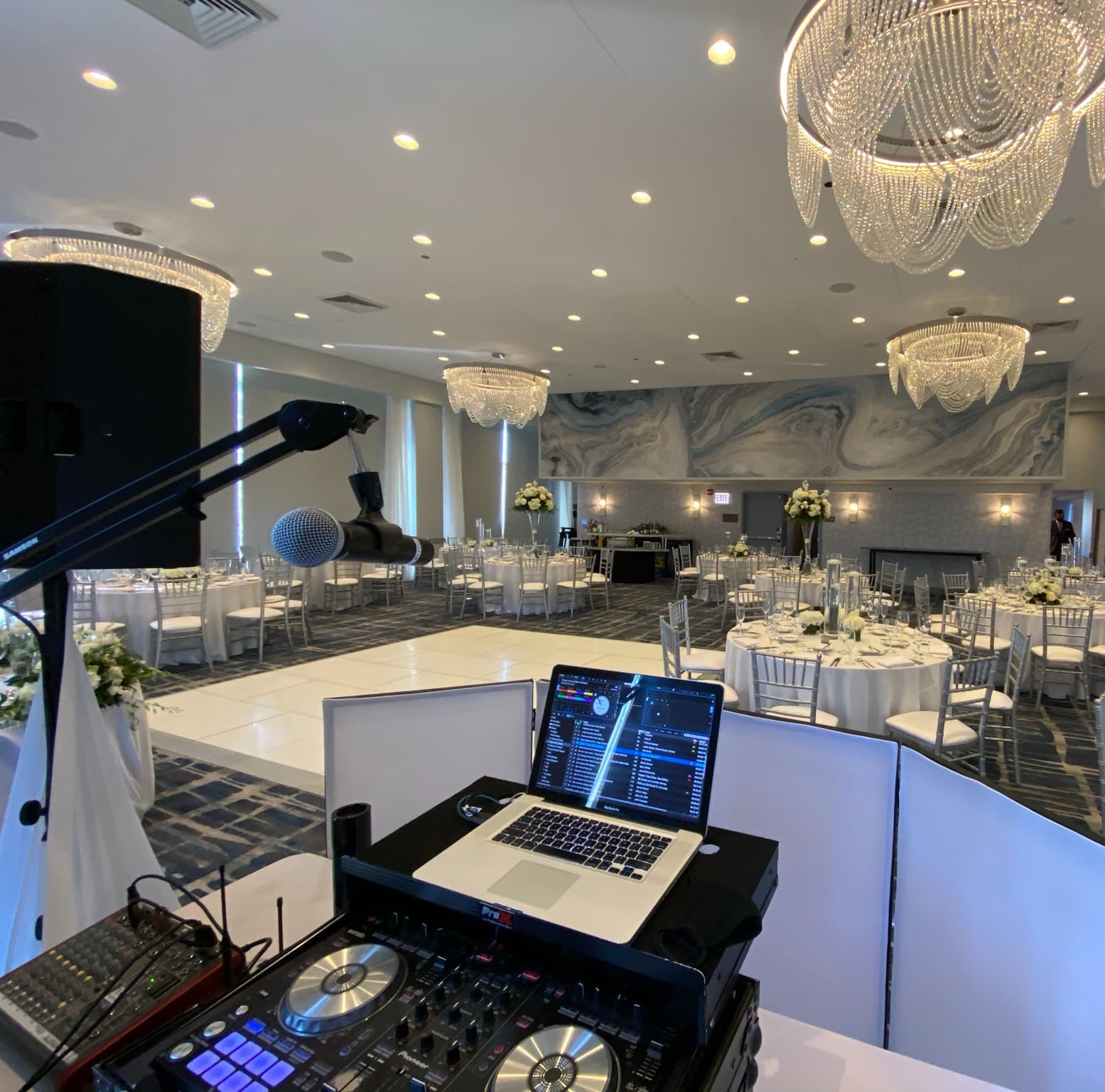 Nicky Avalo Studios